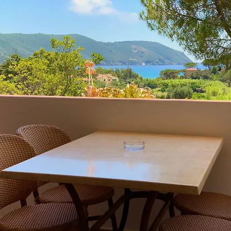Tallinucci Aparthotel Lacona